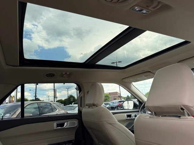 2022 Ford Explorer Platinum