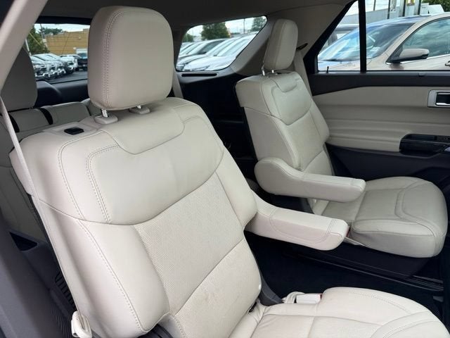 2022 Ford Explorer Platinum