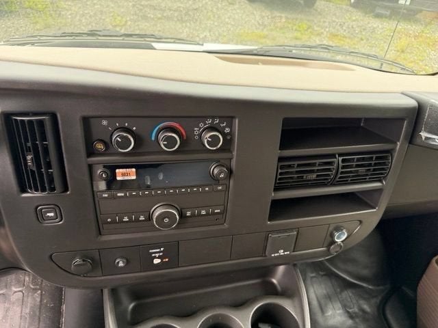 2026 Chevrolet Express Cutaway 3500 1WT