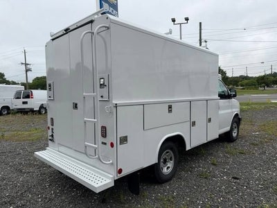 2026 Chevrolet Express Cutaway 3500 1WT