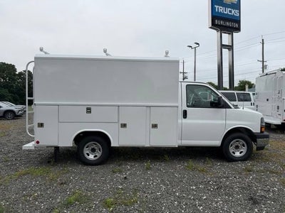 2026 Chevrolet Express Cutaway 3500 1WT