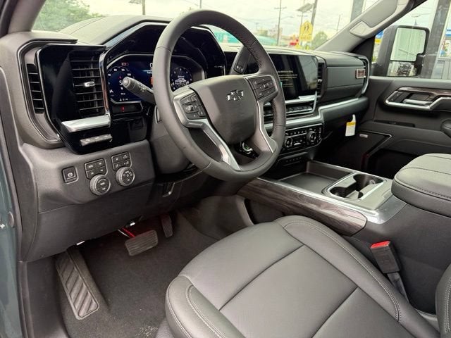 2026 Chevrolet Silverado 2500 HD LTZ BLACK WIDOW