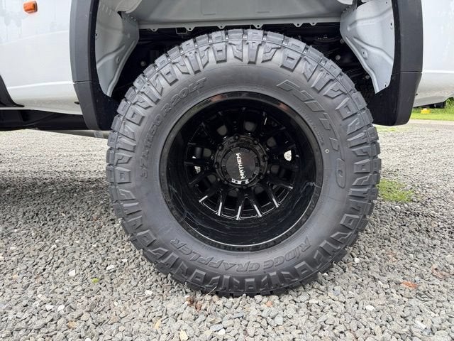 2026 Chevrolet Silverado 3500 HD High Country DRW Black Widow