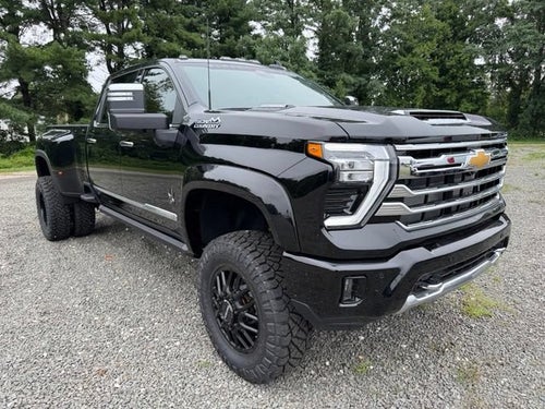 2026 Chevrolet Silverado 3500 HD High Country DRW Black Widow