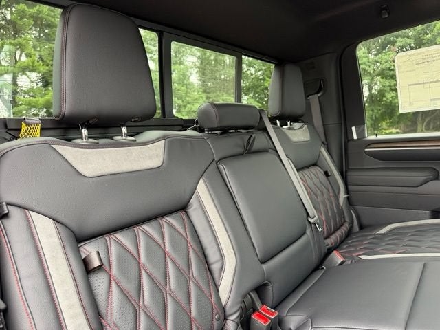 2026 Chevrolet Silverado 3500 HD High Country DRW Black Widow