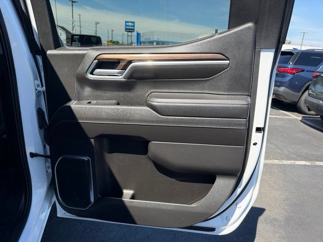 2022 Chevrolet Silverado 1500 LT (2FL)