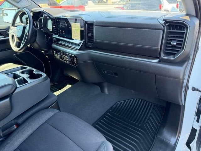 2022 Chevrolet Silverado 1500 LT (2FL)