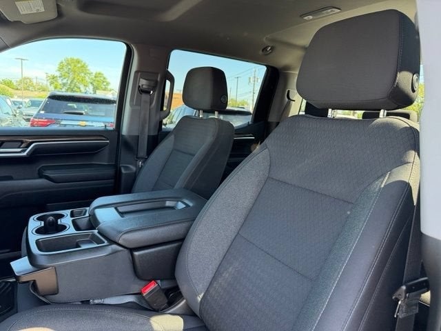 2022 Chevrolet Silverado 1500 LT (2FL)