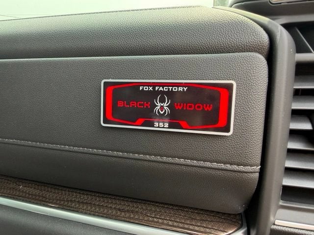 2026 Chevrolet Silverado 1500 RST BLACK WIDOW