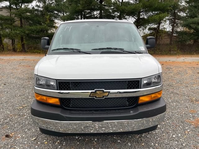 2025 Chevrolet Express Cargo WT
