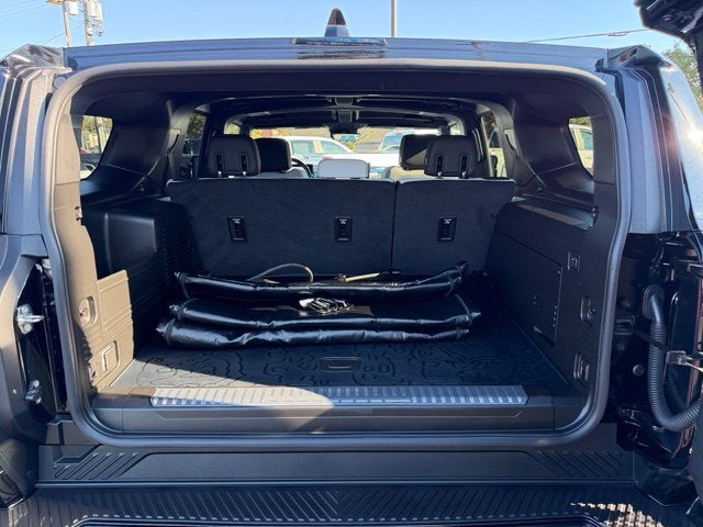 2025 GMC HUMMER EV SUV 2X
