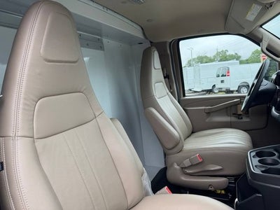 2026 Chevrolet Express Cutaway 3500 1WT