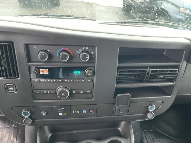 2026 Chevrolet Express Cutaway 3500 1WT