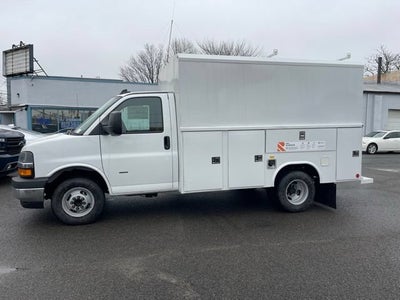 2026 Chevrolet Express Cutaway 3500 1WT