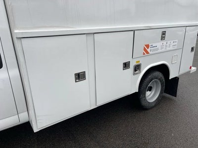 2026 Chevrolet Express Cutaway 3500 1WT