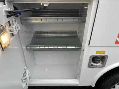 2026 Chevrolet Express Cutaway 3500 1WT