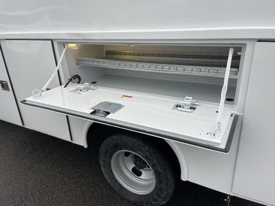 2026 Chevrolet Express Cutaway 3500 1WT