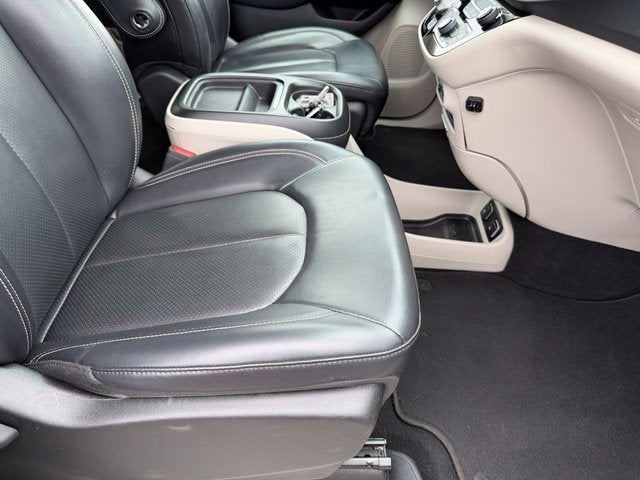 2020 Chrysler Voyager LXI