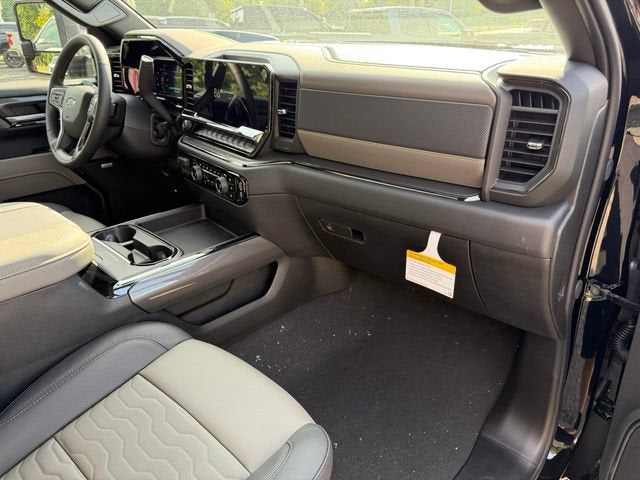 2026 Chevrolet Silverado 2500 HD ZR2 - Photo 15