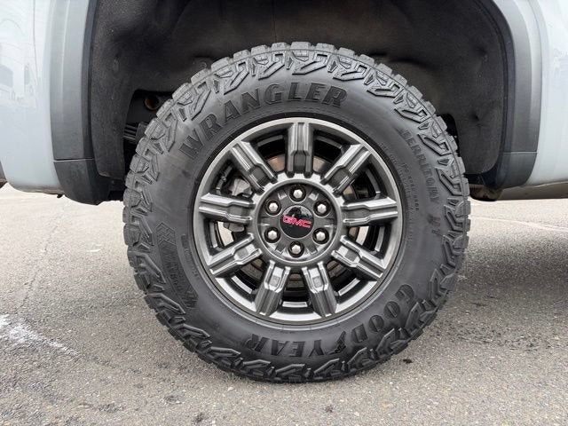 2025 GMC Sierra 1500 AT4X