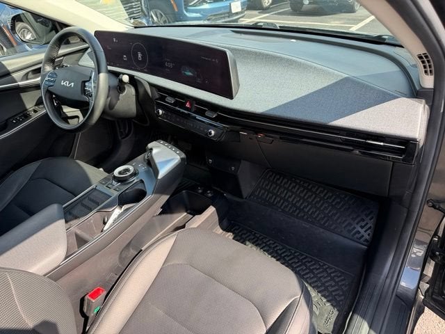 2022 Kia EV6 Wind