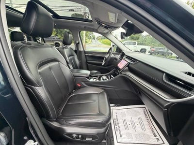 2023 Jeep Grand Cherokee L Limited 4x4