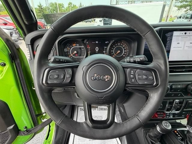 2025 Jeep Wrangler 4-Door Recon 4x4