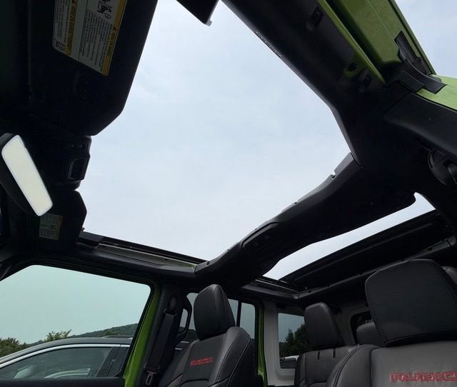 2025 Jeep Wrangler 4-Door Recon 4x4