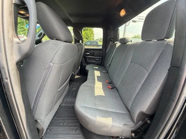 2022 RAM 1500 Classic Warlock Quad Cab 4x4 6'4" Box