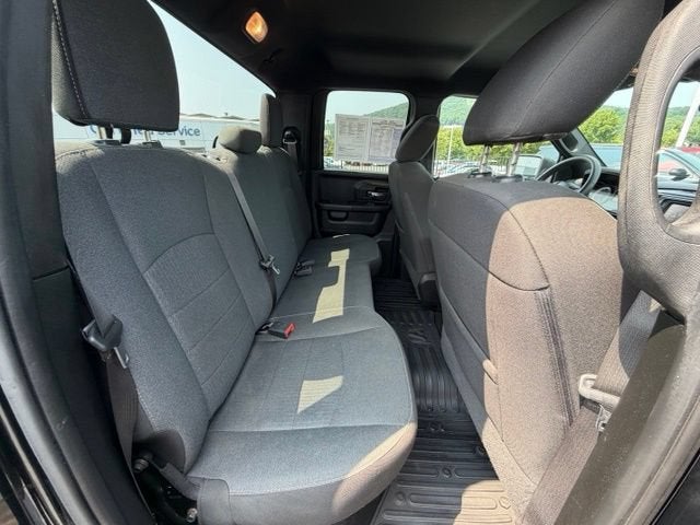 2022 RAM 1500 Classic Warlock Quad Cab 4x4 6'4" Box
