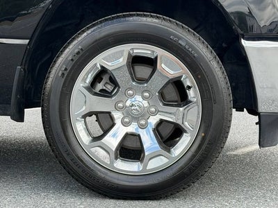 2022 RAM 1500 Big Horn Crew Cab 4x4 5'7" Box