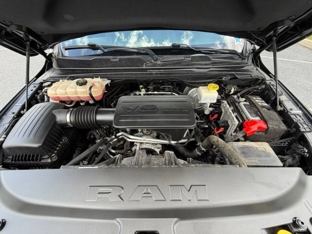 2022 RAM 1500 Big Horn Crew Cab 4x4 5'7" Box