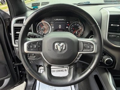 2022 RAM 1500 Big Horn Crew Cab 4x4 5'7" Box