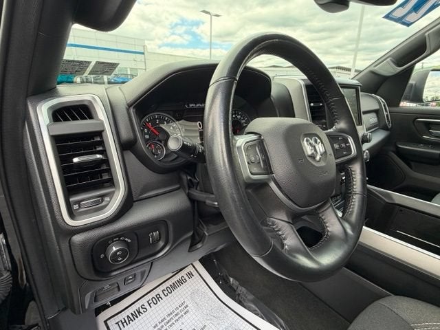 2022 RAM 1500 Big Horn Crew Cab 4x4 5'7" Box
