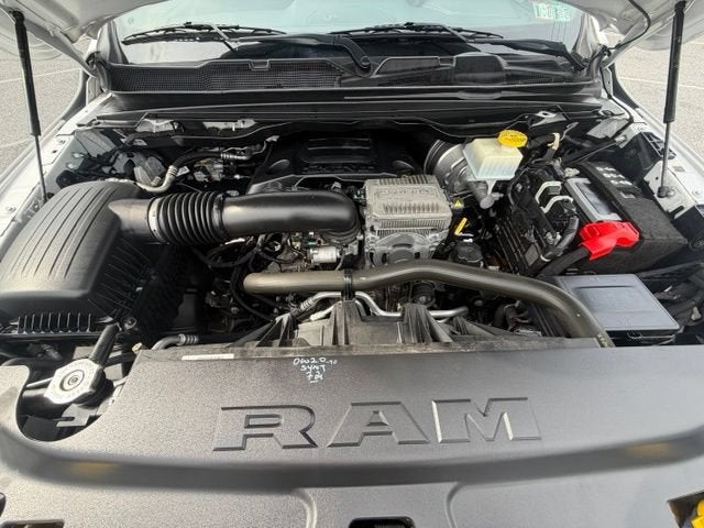2023 RAM 1500 Laramie Crew Cab 4x4 5'7" Box