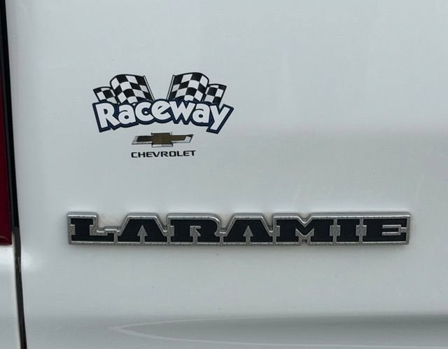2023 RAM 1500 Laramie Crew Cab 4x4 5'7" Box
