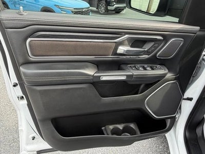2023 RAM 1500 Laramie Crew Cab 4x4 5'7" Box