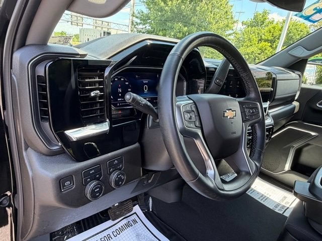 2023 Chevrolet Silverado 1500 LT (2FL)
