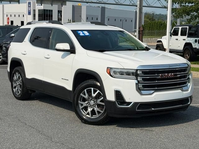 2023 GMC Acadia SLT