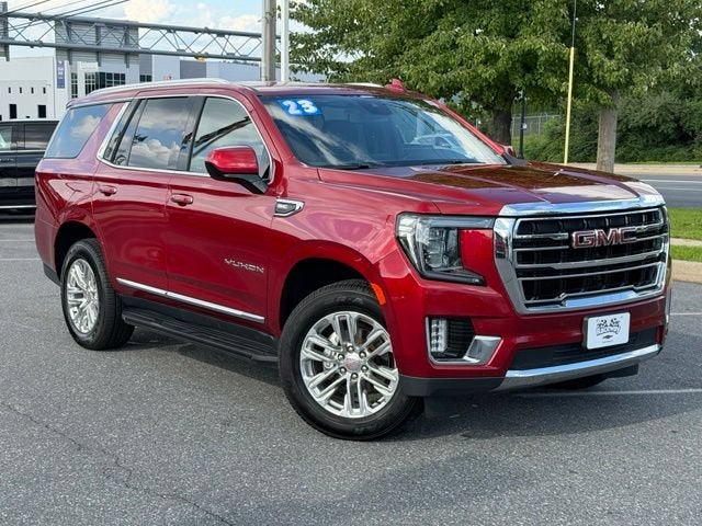 2023 GMC Yukon SLT
