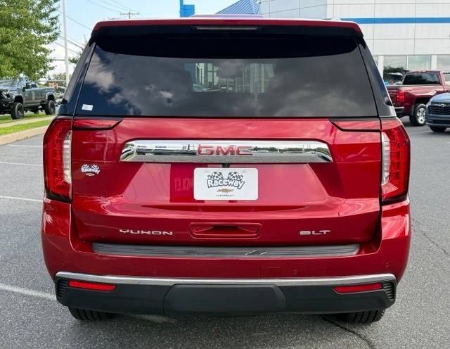 2023 GMC Yukon SLT