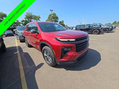 2024 Chevrolet Traverse LT