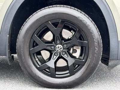 2024 Volkswagen Atlas 2.0T Peak Edition SE w/Technology