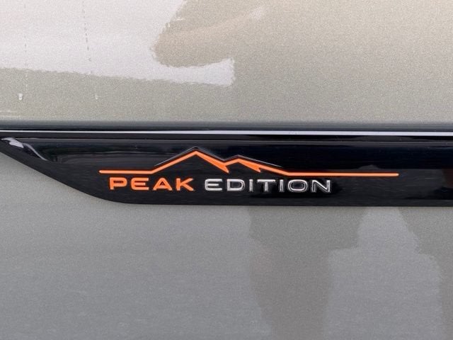 2024 Volkswagen Atlas 2.0T Peak Edition SE w/Technology