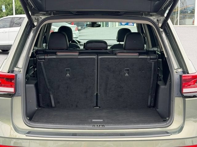 2024 Volkswagen Atlas 2.0T Peak Edition SE w/Technology