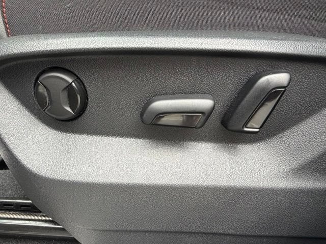 2024 Volkswagen Atlas 2.0T Peak Edition SE w/Technology