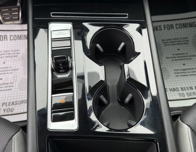 2024 Volkswagen Atlas 2.0T Peak Edition SE w/Technology