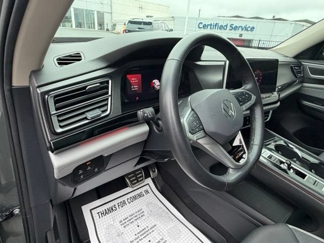 2024 Volkswagen Atlas 2.0T Peak Edition SE w/Technology