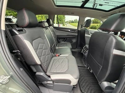 2024 Volkswagen Atlas 2.0T Peak Edition SE w/Technology