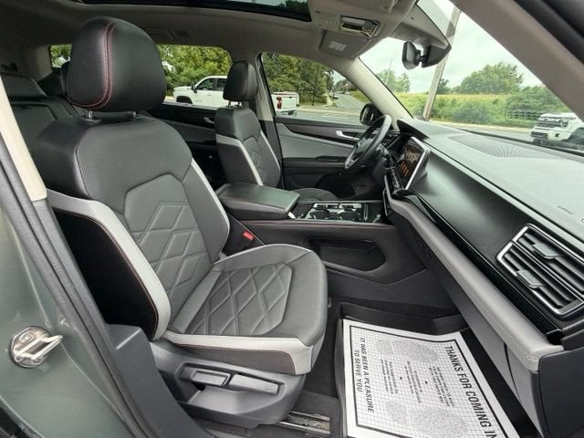 2024 Volkswagen Atlas 2.0T Peak Edition SE w/Technology